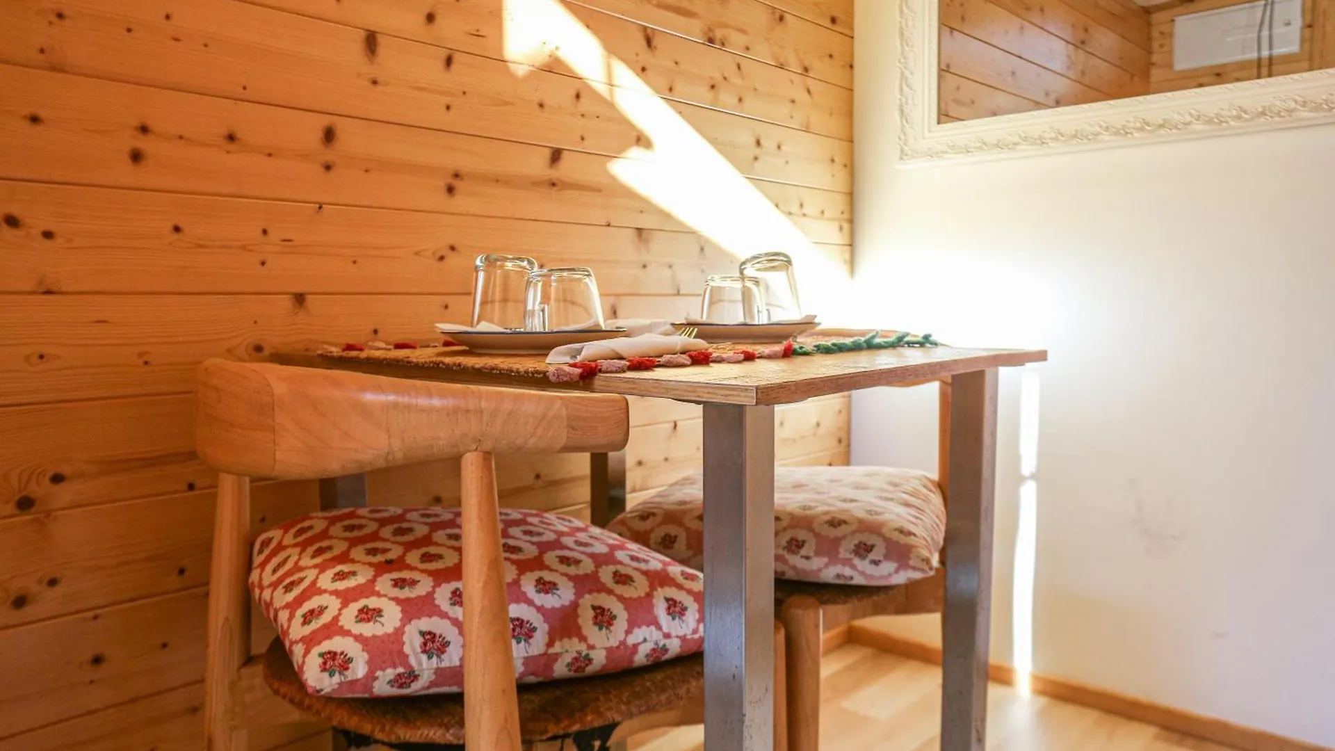 Les Suites Santa María de Palautordera 3*,  Hiszpania