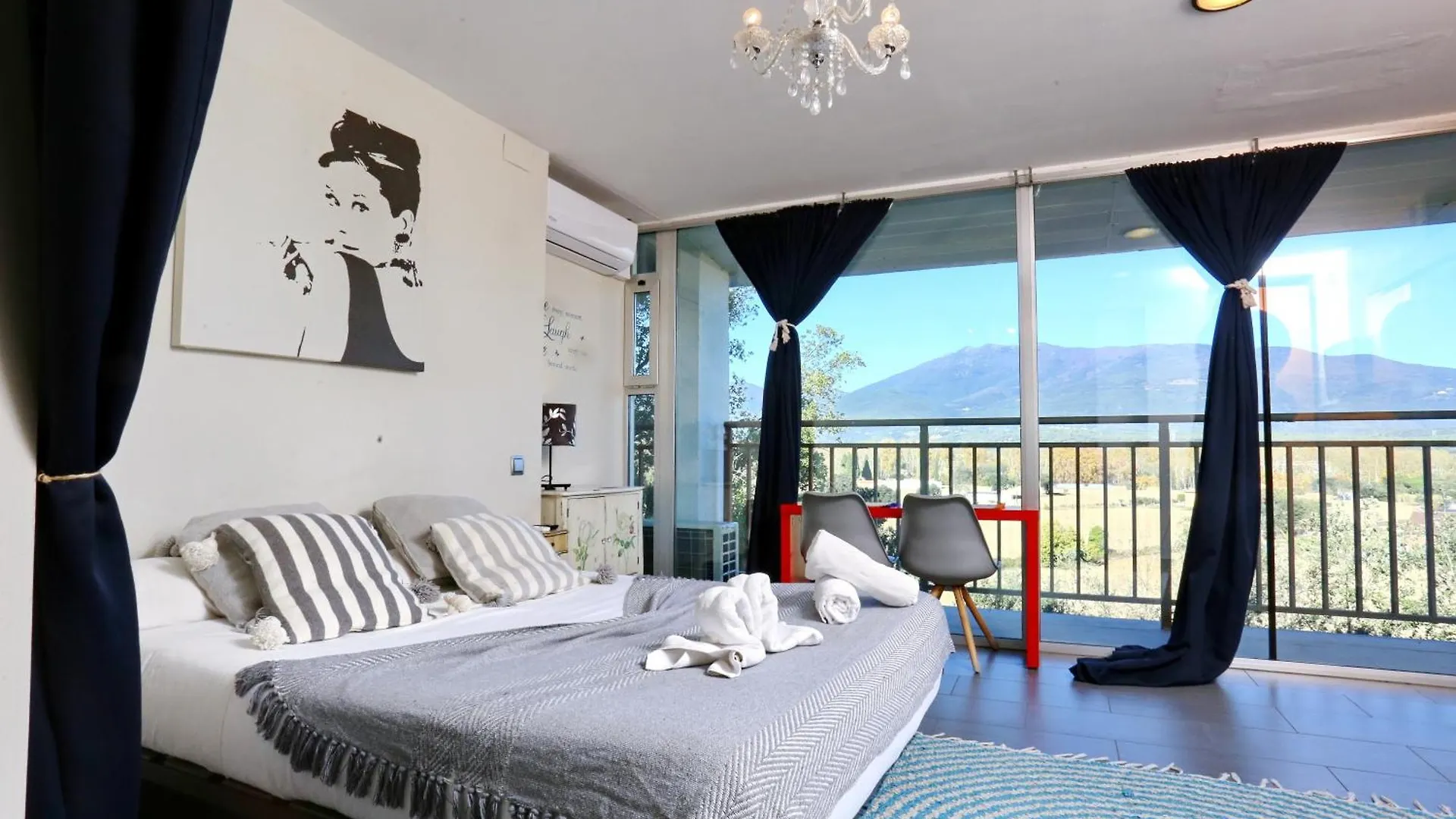 Les Suites Santa Maria de Palautordera 3*,  Spain